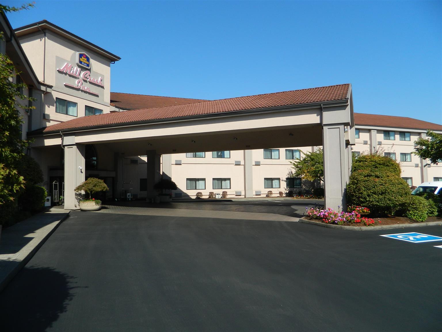 Best Western Plus Mill Creek Inn Salem Exterior foto